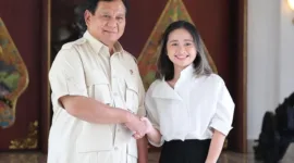 Menteri Pertahanan Prabowo Subianto bersama Gritte Agatha. (Instagram.com/@gritteagatha)