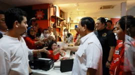 Ketua Umum Partai Gerindra Prabowo Subianto dan mengunjungi Partai Solidaritas Indonesia (PSI). (Dok. Tim Media Prabowo)