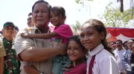 Menteri Pertahanan Prabowo Subianto di acara peresmian 16 titik air di Dusun Upunyor, Kabupaten Maluku Barat Daya (MBD). (Dok. Tim Media Prabowo Subianto)