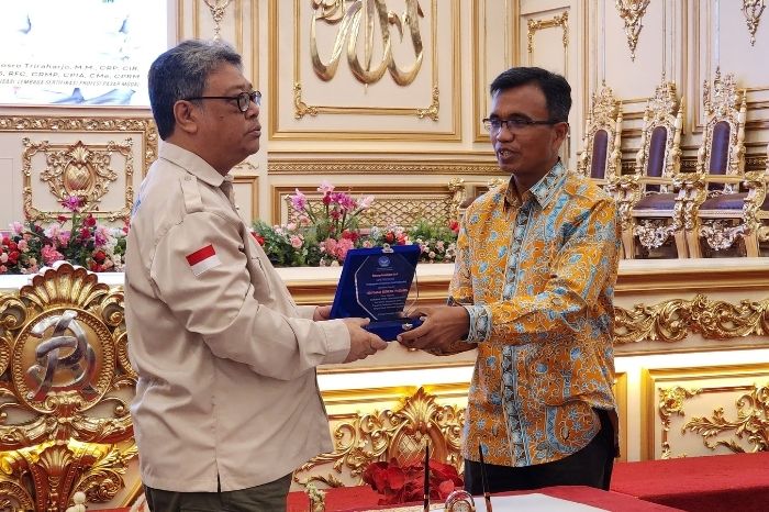 Universitas Baiturrahmah sukses menggelar Sosialisasi SKKNI Pasar Modal 2024, kolaborasi bersama PROPAMI dan Bursa Efek Indonesia (BEI) Sumbar. (16/11/24) (Doc.Ist)