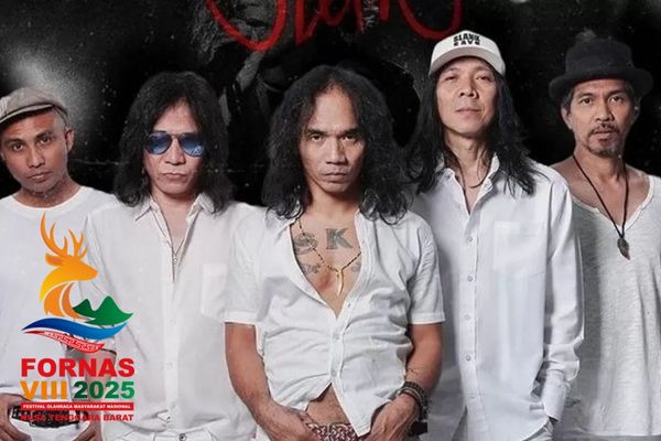Foto : Panggung Penutupan FORNAS VIII Dihentak Slank dan Artis Top. (Doc.Ist)
