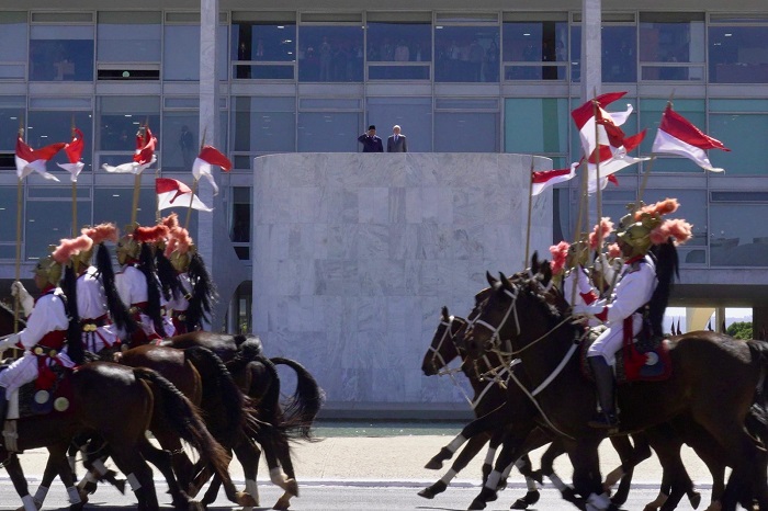Presiden Republik Indonesia Prabowo Subianto di upacara penuh makna di halaman Istana Palácio do Planalto. (Dok. Tim Media Prabowo)