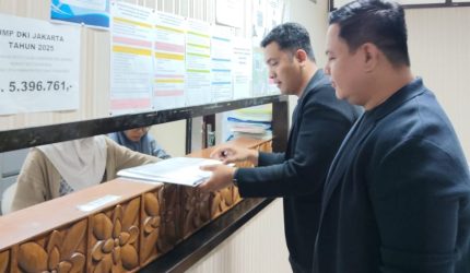 Legal Opinion: Atasan dan Direktur Utama Sebut Kinerja Karyawan Tak Bermasalah Legal Opinion: Atasan dan Direktur Utama Sebut Kinerja Karyawan Tak Bermasalah
