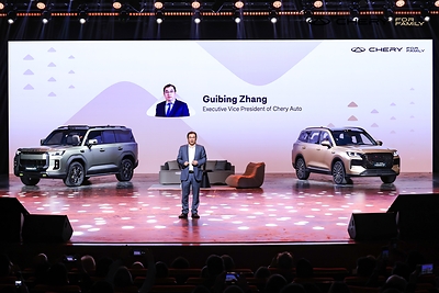 Debut Global All-New TIGGO7 dan TIGGOX7 di CHERY Brand Night, Usung Semangat “Together. For Family” Debut Global All-New TIGGO7 dan TIGGOX7 di CHERY Brand Night, Usung Semangat “Together. For Family”